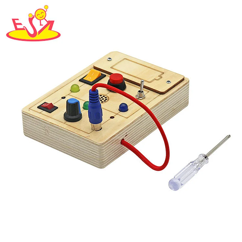 Neues Design Macaron niedliches hölzernes Spielküchenspielzeug für Kinder W10C582